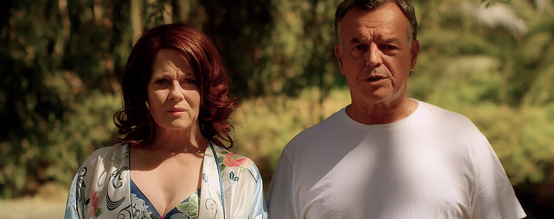 Barbara Niven w/Ray Wise | "Suburban Gothic" (2014)