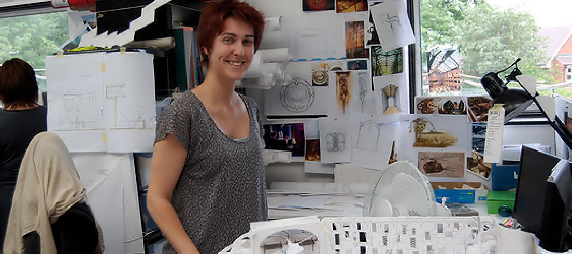 Production Design / Art Department [e]