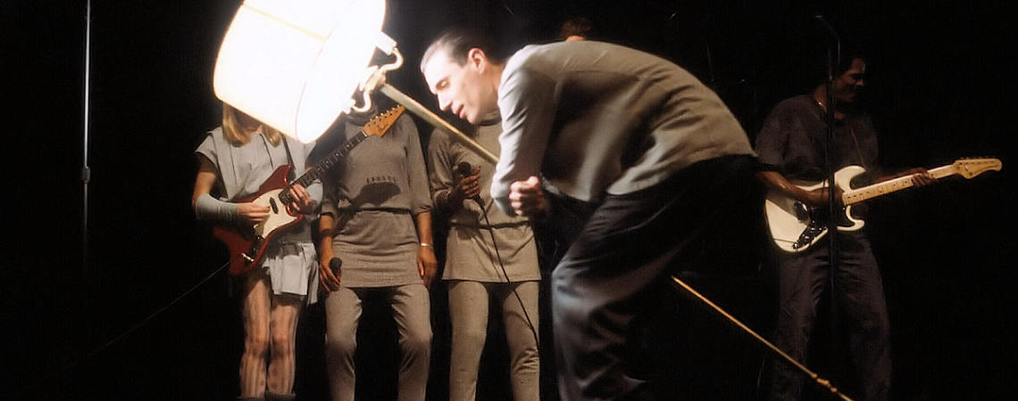David Byrne | "Stop Making Sense" (1984)