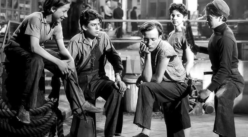 Gabriel Dell, Leo Gorcey, Huntz Hall, Billy Halop, Bobby Jordan | "Dead End" (1937)