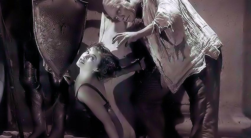 Paulette Goddard, Noble Johnson | "The Ghost Breakers" (1940)