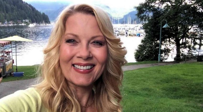 Barbara Niven | "Cedar Cove" - Hallmark (2016)