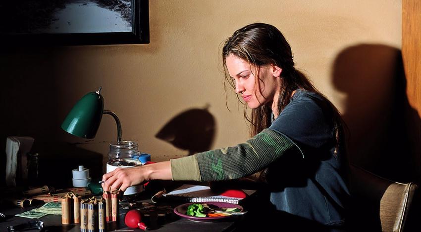 Hilary Swank | "Million Dollar Baby" (2004) *