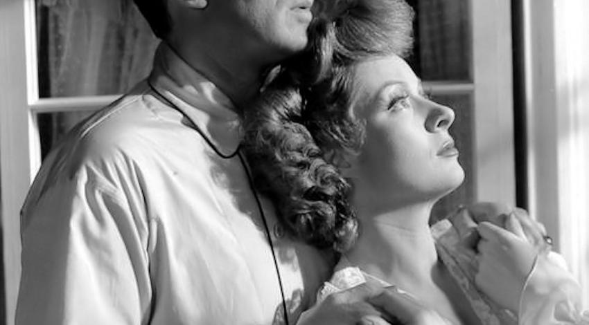 Greer Garson, Walter Pidgeon | "Mrs. Miniver" (1942)