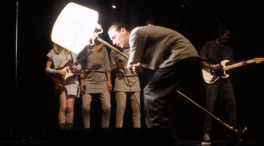 David Byrne | "Stop Making Sense" (1984)