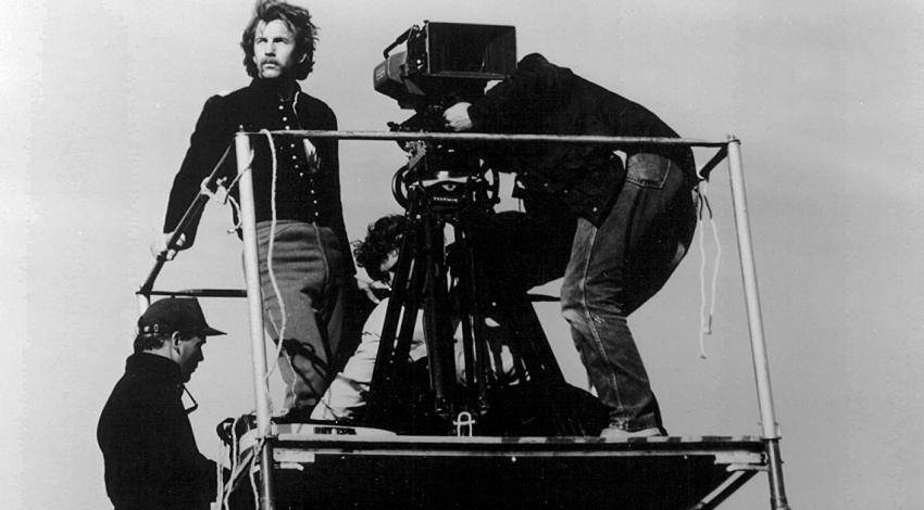 Kevin Costner | "Dances with Wolves" (1990) **