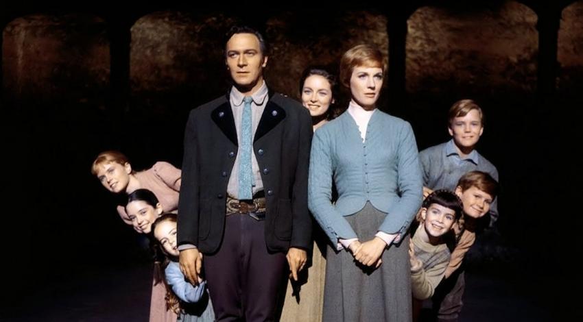 Julie Andrews, Christopher Plummer, Charmian Carr, Angela Cartwright, Duane Chase, Nicholas Hammond, Kym Karath, Heather Menzies-Urich, Debbie Turner | "The Sound of Music" (1965)